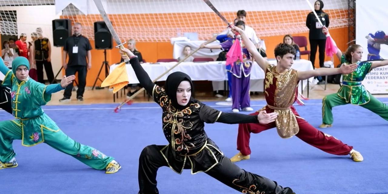Wushu Kung Fu Şampiyonası Nefes Kesti