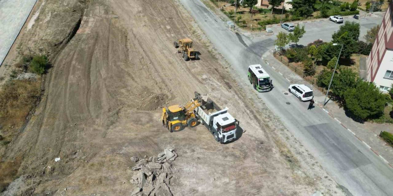 Karesi Toki Kapalı Pazar Yeri İnşası Başladı