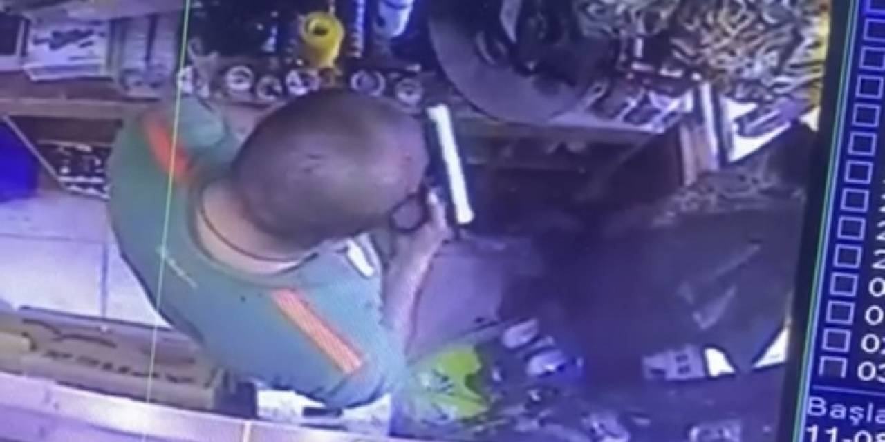 Biga’da Av Malzemeleri Satan İş Yerinde Hırsızlık Anı Kameraya Yansıdı