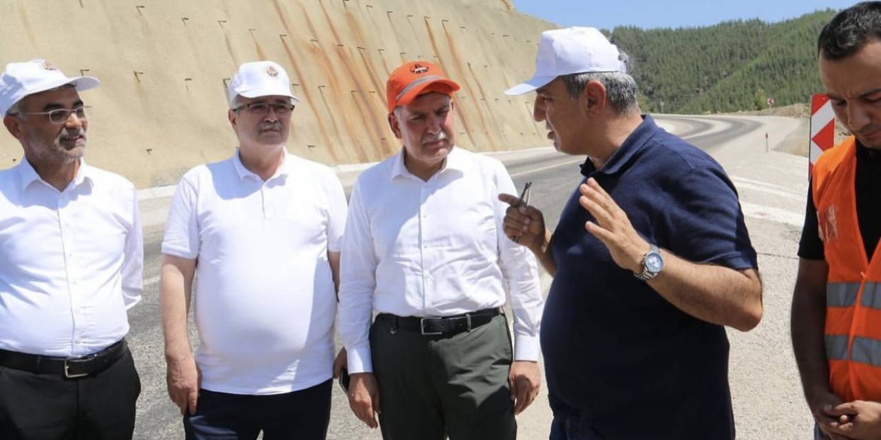 Kozan-kayseri Arası Yollarda Çalışmalar Devam Ederken Yerinde İncelendi