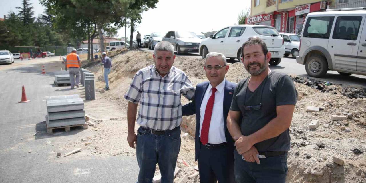 Kütahya Şehir Hastanesi Bölgesinde Kaldırım Mesaisi