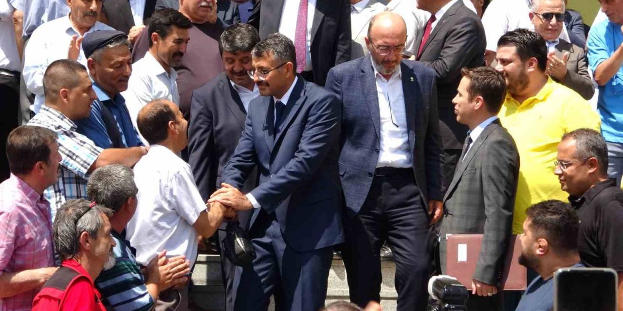 3 Yıl 1 Ay 29 Gün Önce Geldiği Kütahya’dan Alkışlarla Uğurlandı