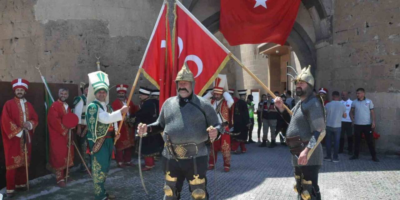 Ani’de Fetih Coşkusu