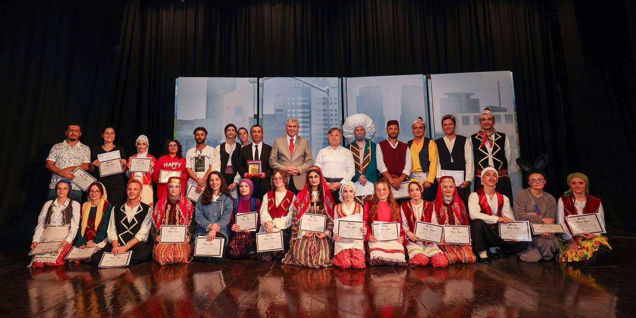 Tiyatro Eğitimleri Sona Erdi