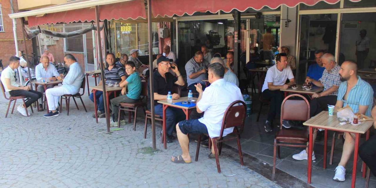 Eskişehir’de Kıraathane Sohbetleri Kültürü Hâlâ Yaşatılıyor