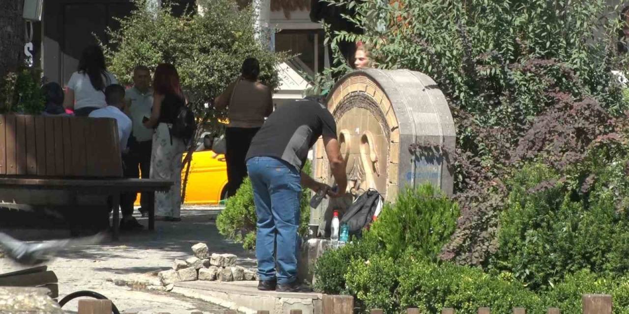 Başkentte Sıcaklar Vatandaşlara Zor Anlar Yaşatıyor