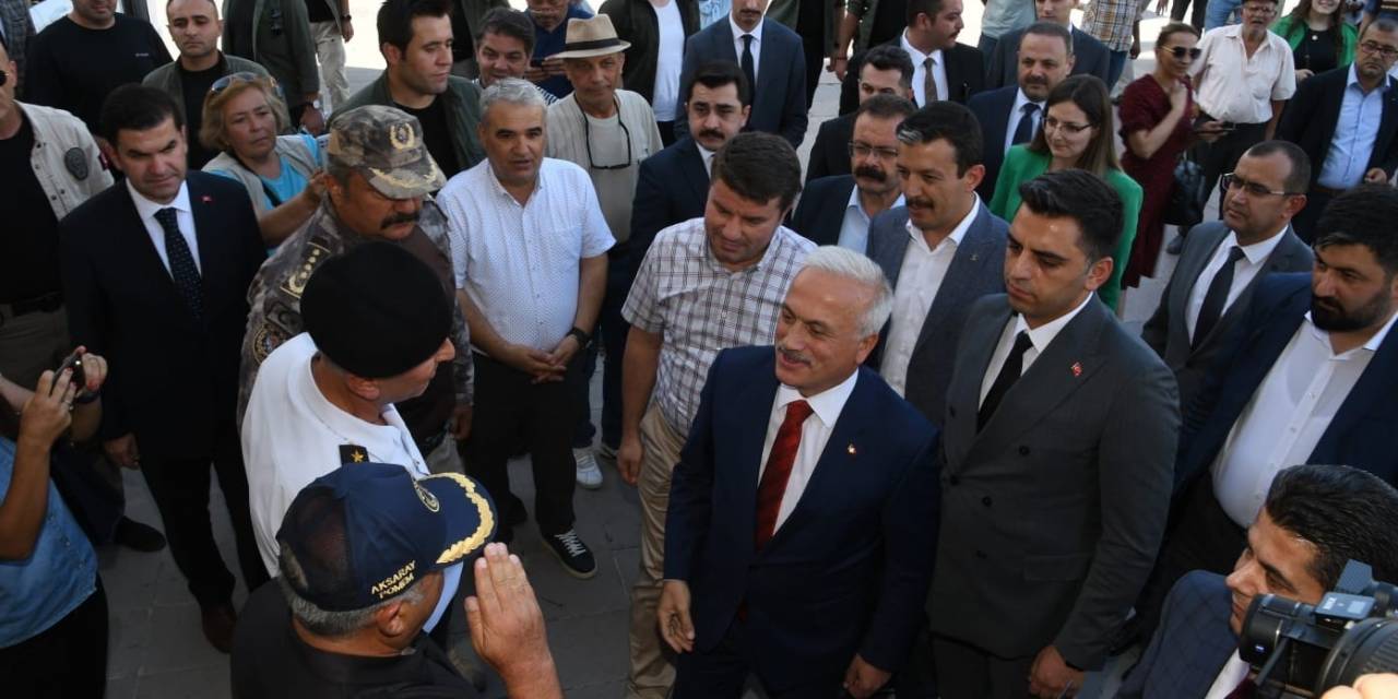 Aksaray’ın Yeni Valisi Kumbuzoğlu Görevine Başladı