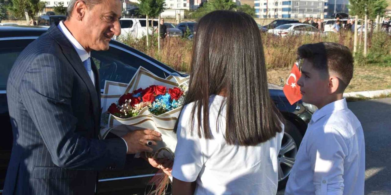 Bitlis Valisi Erol Karaömeroğlu Görevine Başladı