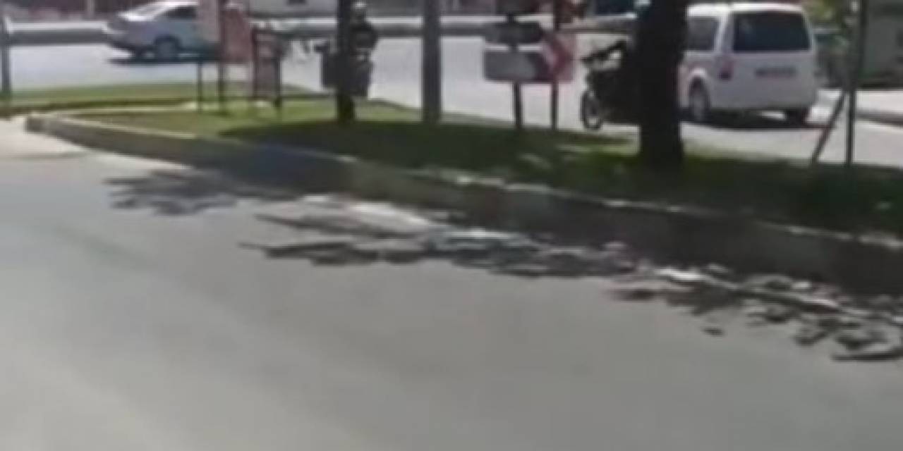 Kahramanmaraş’ta 2 Kişinin Yaralandığı Kaza Anı Kamerada