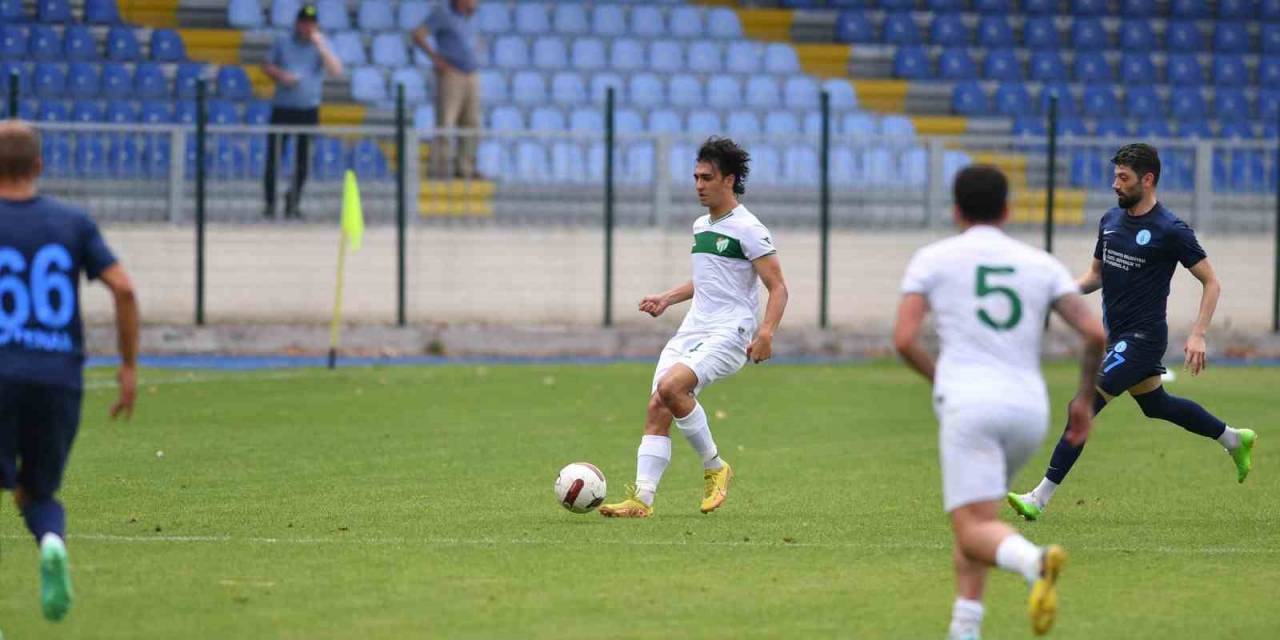 Bursaspor Antrenman Maçında Belediye Kütahyaspor’a 4-3 Yenildi