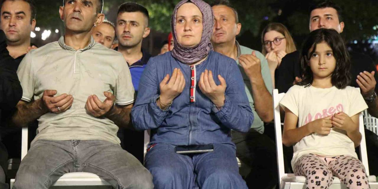 Saatler 03.02’de Eller Semaya Açıldı