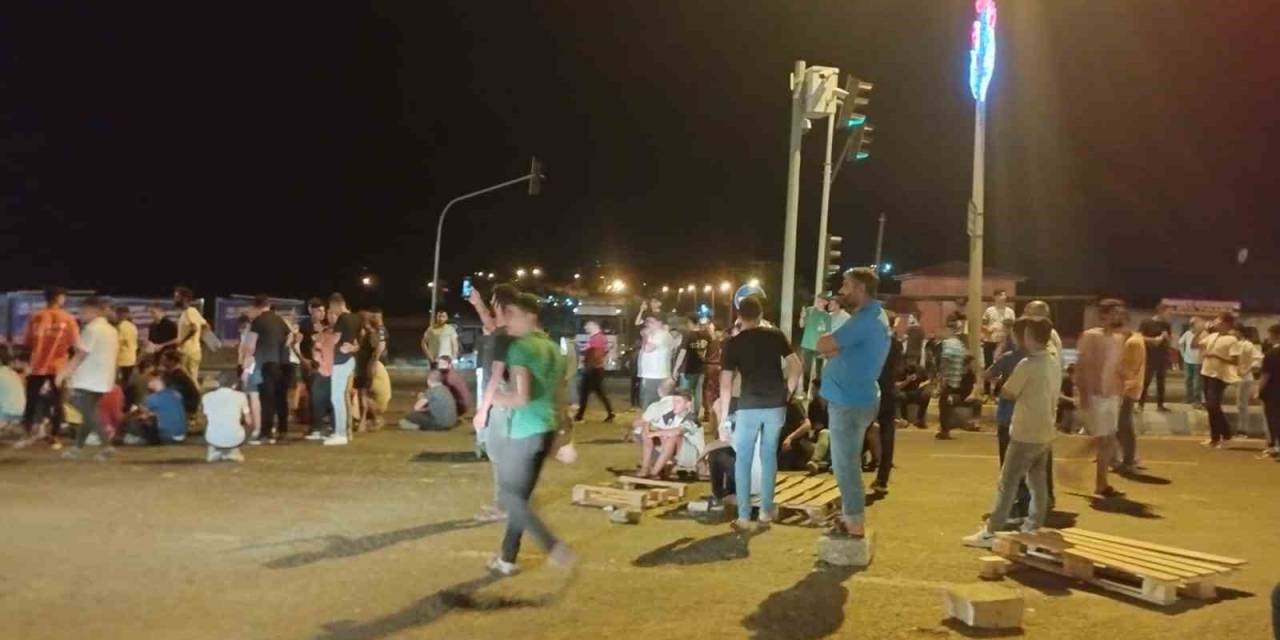 Taciz İddiası İlçeyi Karıştırdı