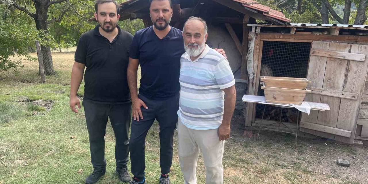 Ünlü Sanatçı Ve Program Sunucusu Alişan, Siyezin Tanıtımı İçin Kastamonu’ya Geldi