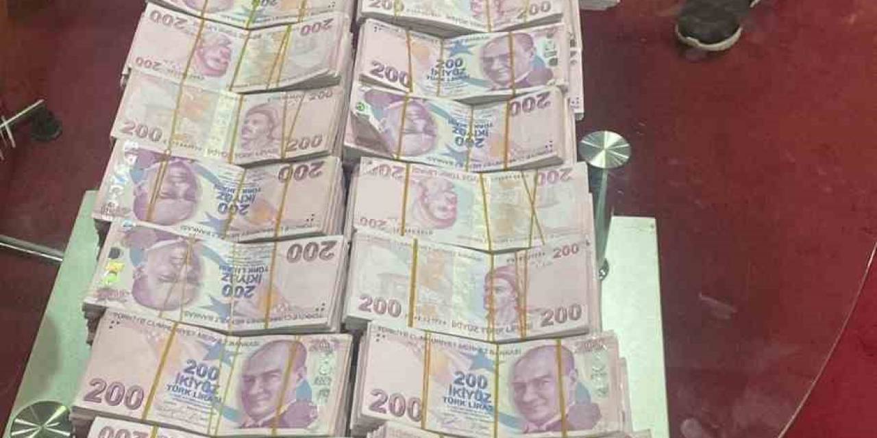 Küçükçekmece’de Kumarhane Baskını: 9 Kişi Gözaltına Alındı