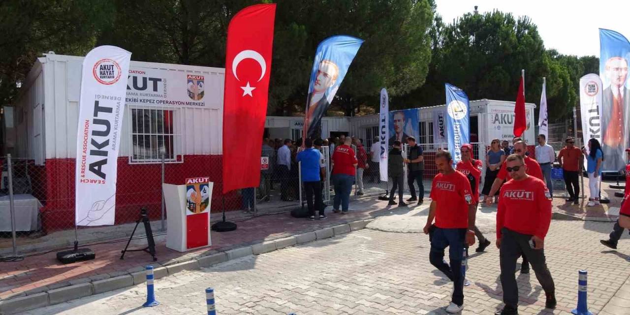 17 Ağustos Depreminin Yıl Dönümünde Akut Çanakkale Ekibinin Kepez Operasyon Merkezi Açıldı