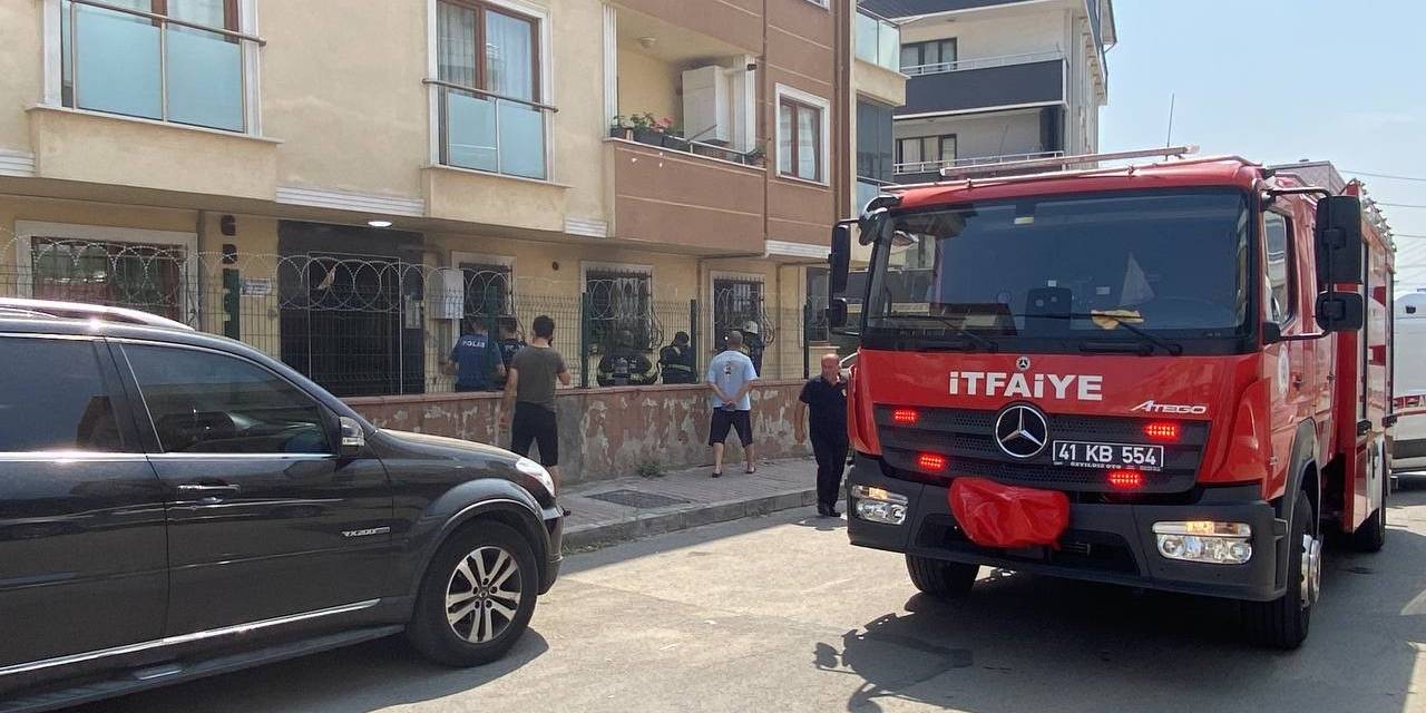 Aynı Saatte İki Farklı Binanın Elektrik Panosunda Yangın Çıktı