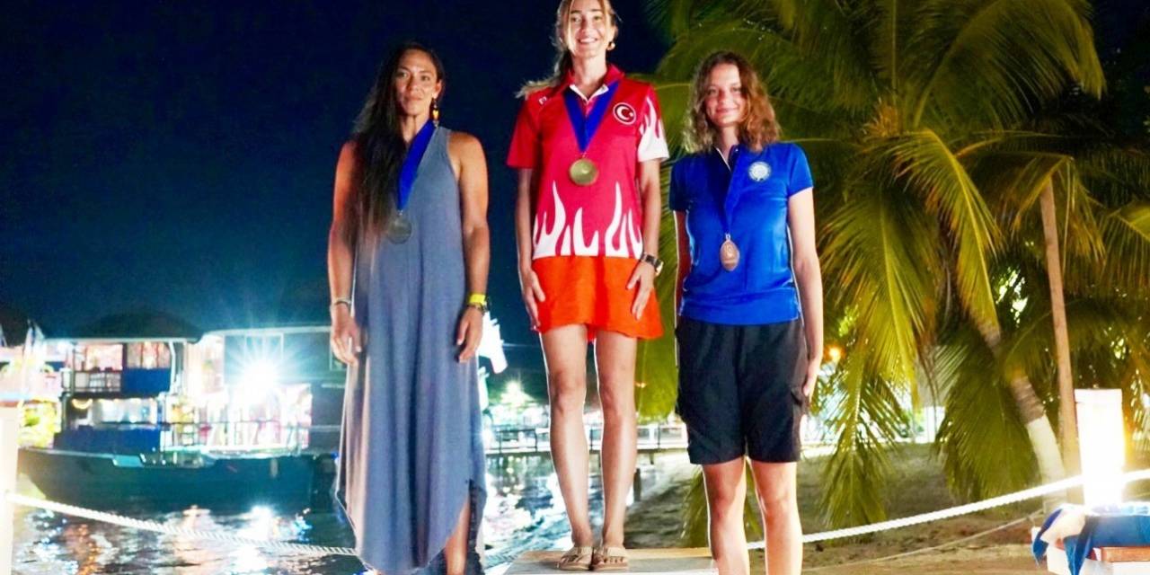 Şahika Ercümen’den İki Altın Madalya