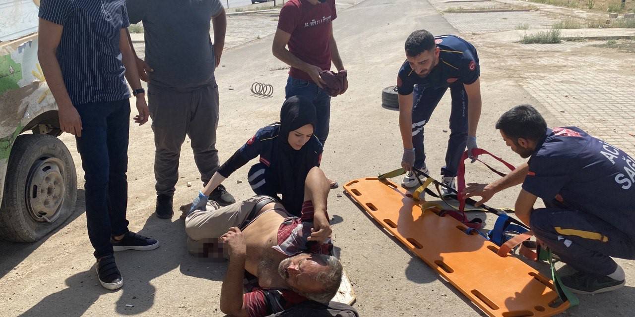 Kontrolden Çıkan Minibüs Takla Attı: 1 Yaralı