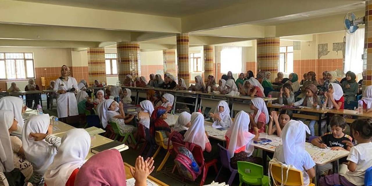 Yaz Kuran Kursuna 21 Bin 471 Öğrenci Katıldı