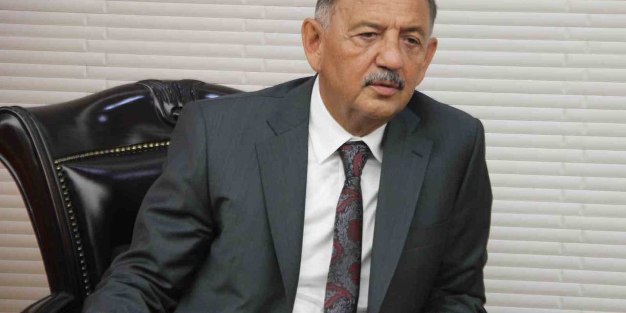 Bakan Özhaseki: "Taviz Yok. Fay Kırığının Geçtiği Yerde Sağlı Sollu 65 Metrelik Bir Hatta Bina Koyamazsınız"