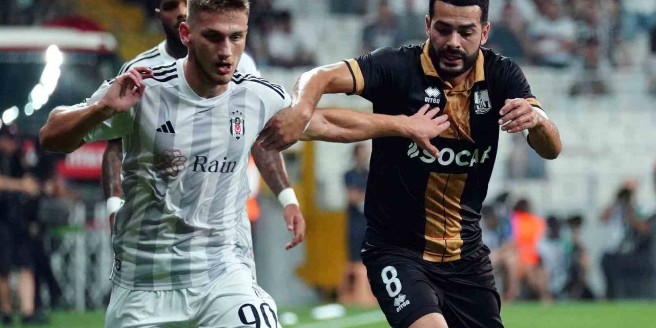 Uefa Avrupa Konferans Ligi: Beşiktaş: 0 - Neftçi Bakü: 1 (İlk Yarı)