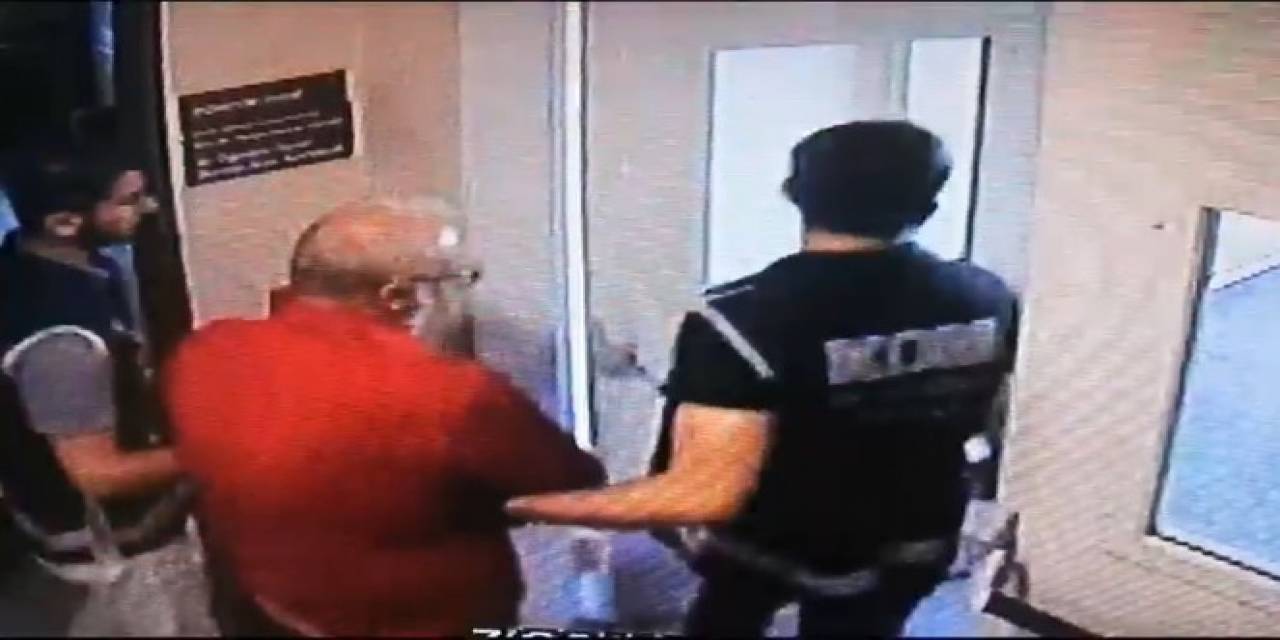 Hastalarından Bıçak Parası İsteyen Doktor Gözaltına Alındı