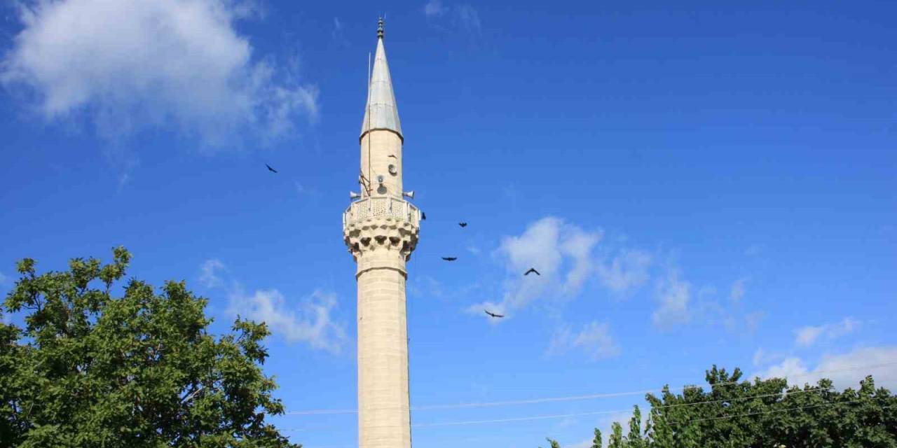 Marmaraereğlisi İlçesinin Tek Tarihi Cami 458 Yıldır Dimdik Ayakta