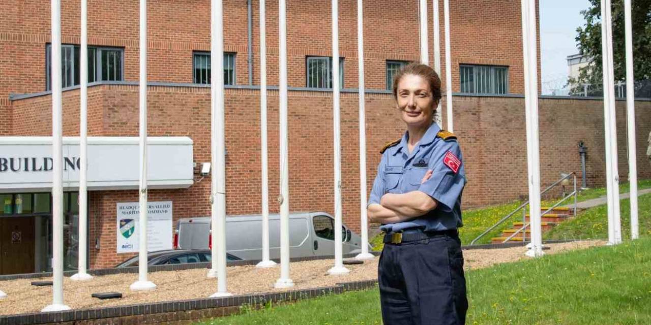 Nato’dan Türkiye’nin İlk Kadın Amirali Olan Gökçen Fırat’a Övgü