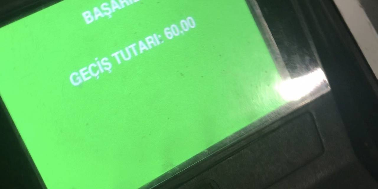 Metrobüste Kredi Kartı Vurgunu; 3 Katı Fiyat Alınıyor