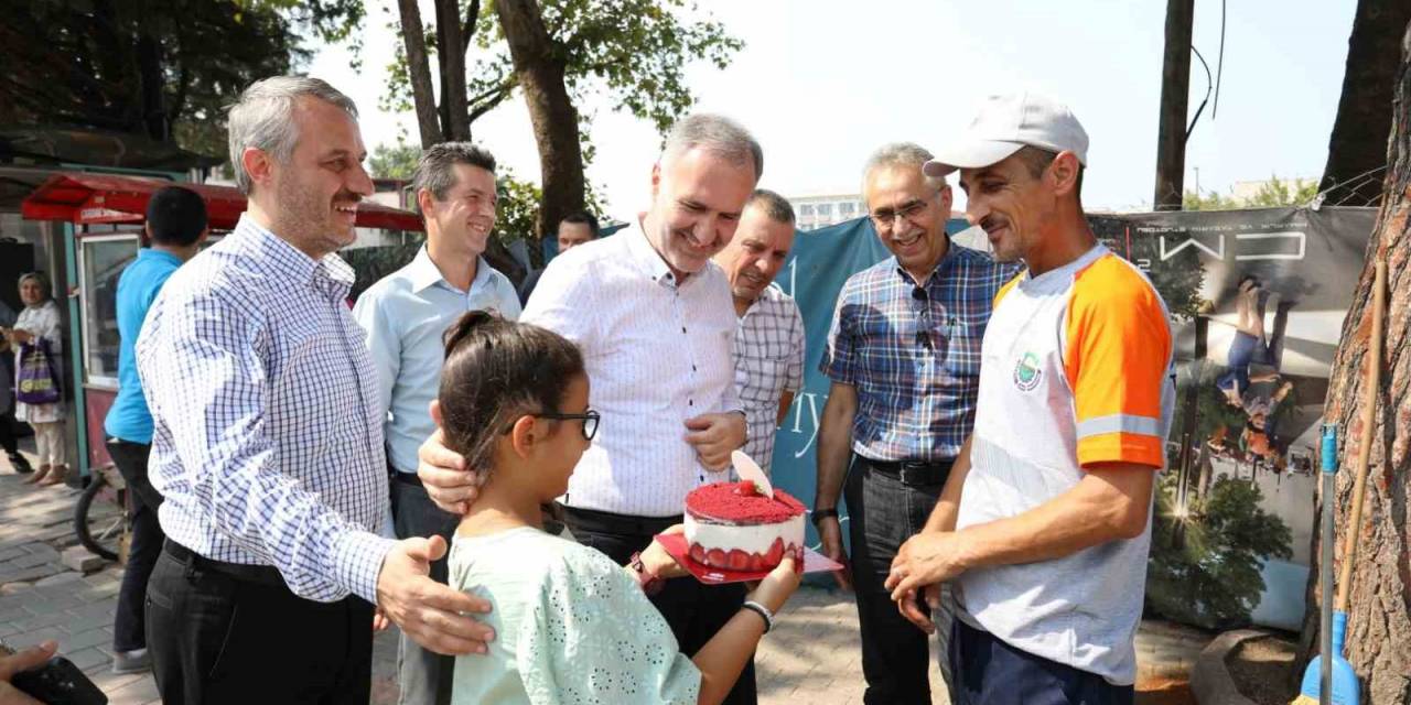 İnegöl’de İlk Akıllı Durak Hizmete Girdi