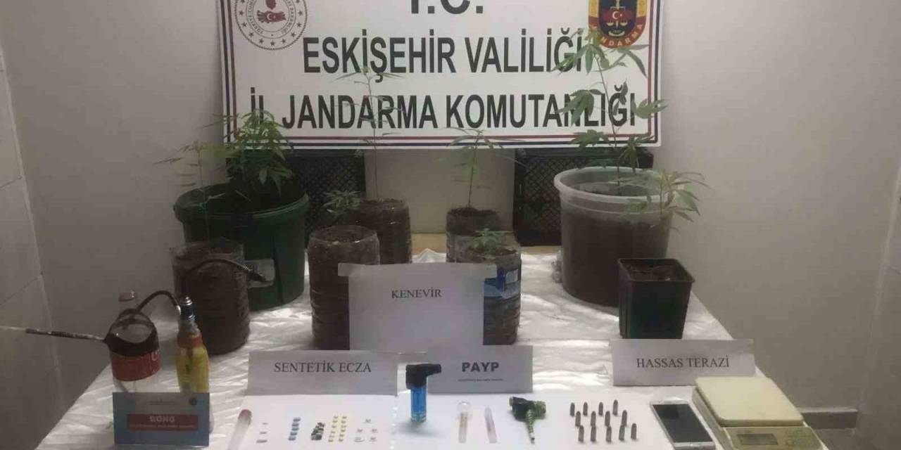Uyuşturucu Madde İmal Eden Ve Satan Şahsa Jandarma Operasyonu