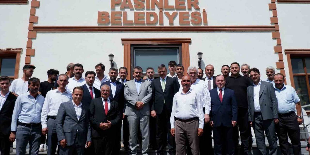 Bakan Tekin’den Pasinler Ziyareti