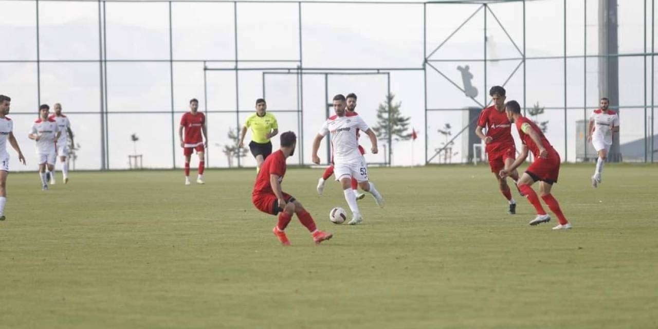 Akan, Erzurum Kampını Değerlendirdi