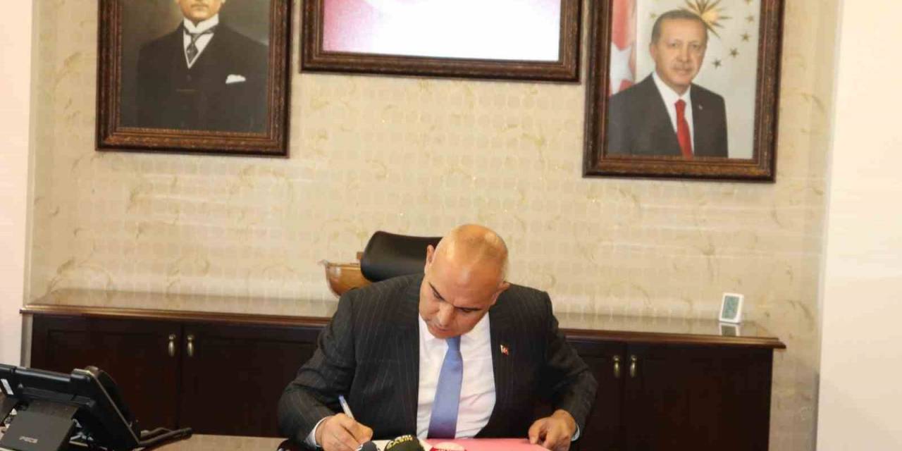 Ağrı Valisi Koç Görevine Başladı