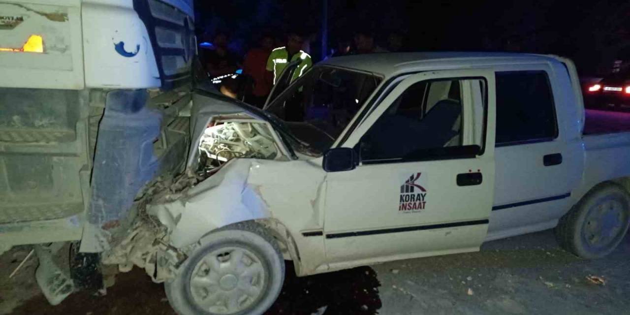 Kahramanmaraş’ta Beton Mikseri Pikapla Çarpıştı: 7 Yaralı