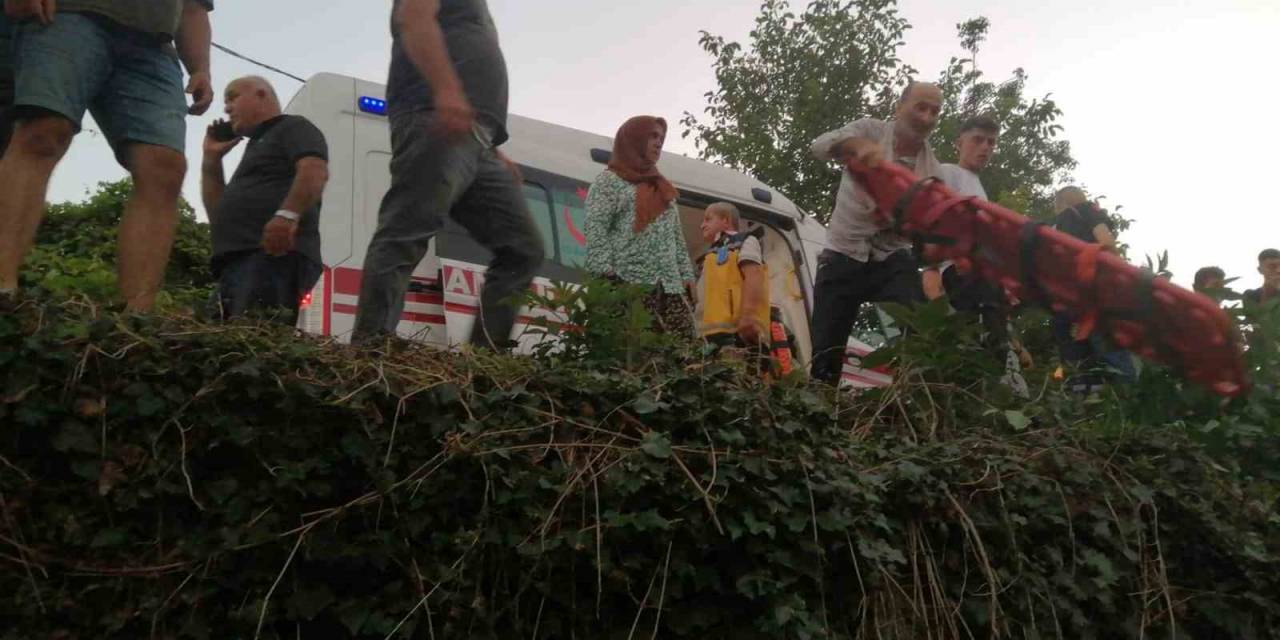 Tarım İşçilerini Taşıyan Patpat Bahçeye Uçtu: 1’i Ağır 13 Yaralı