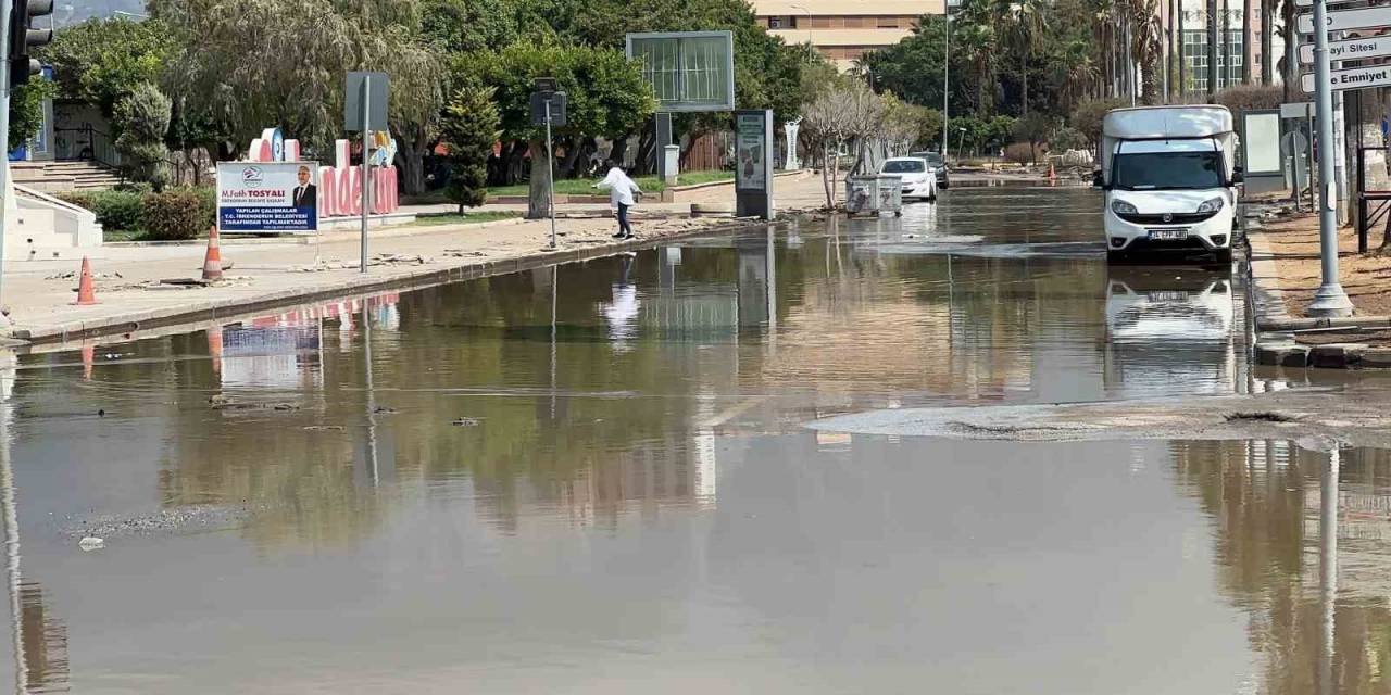 İskenderun Yine Sular Altında Kaldı