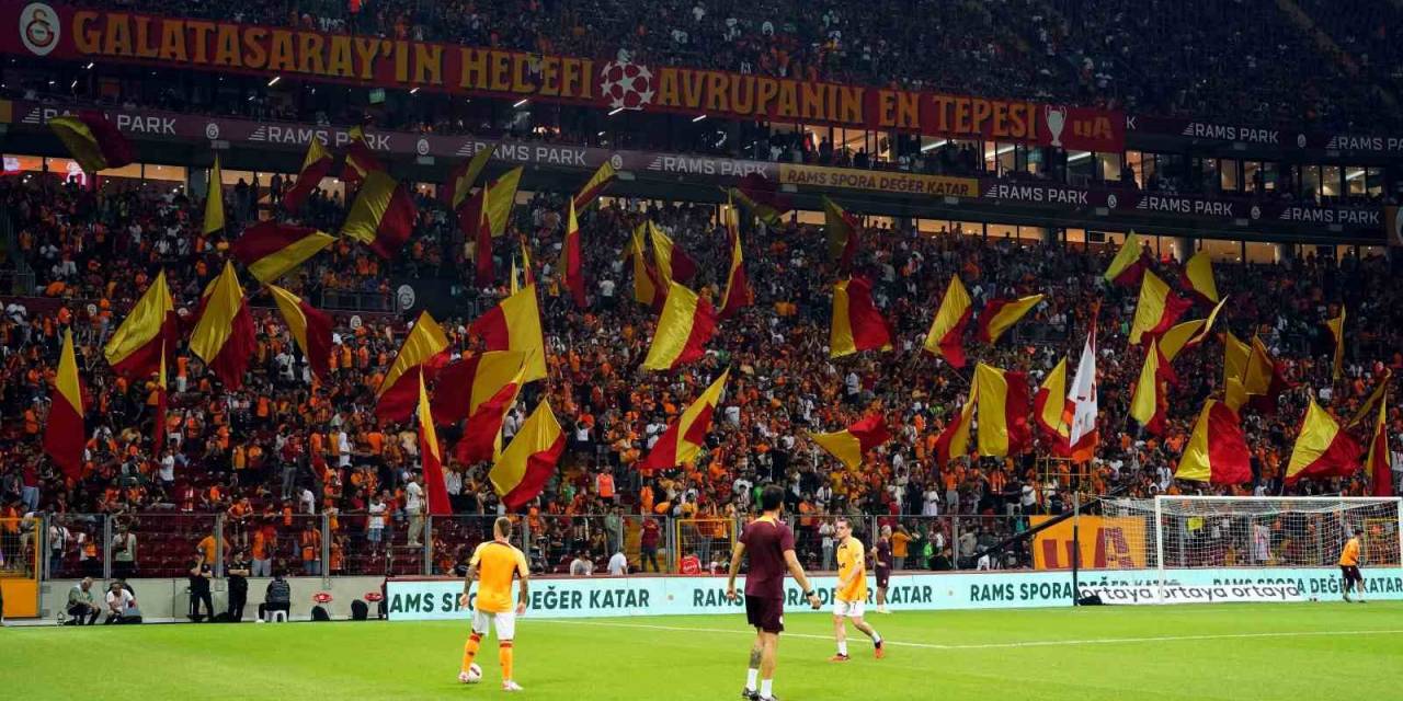 Galatasaray Bu Sezon Ligdeki İlk Galibiyetini Aldı