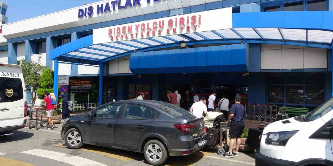 Arap Turistlerin Dönüş Yolculuğu Başladı