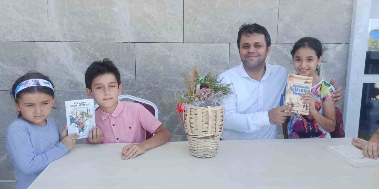 Muhammed Fatih Bilgi, İlk İmza Gününde Öğrencilerle Buluştu