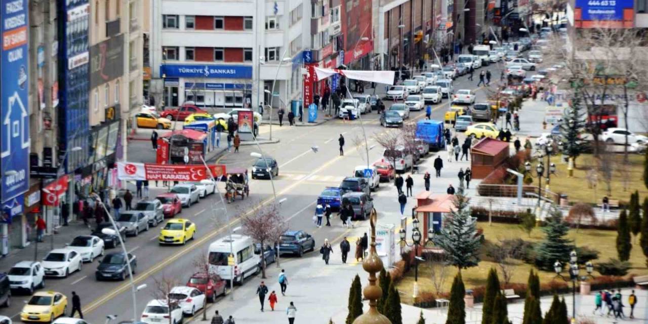Erzurum Temmuz’u Da Lider Kapattı