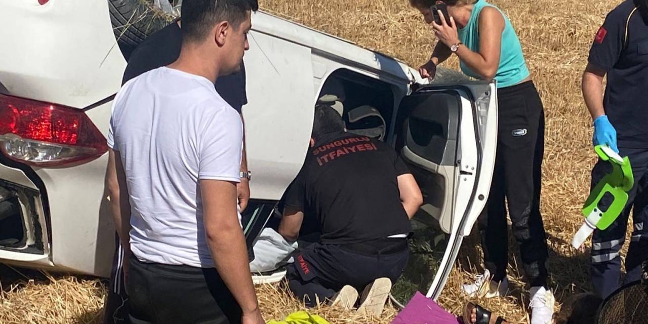 Takla Atan Otomobil Tarlaya Devrildi: 4 Yaralı