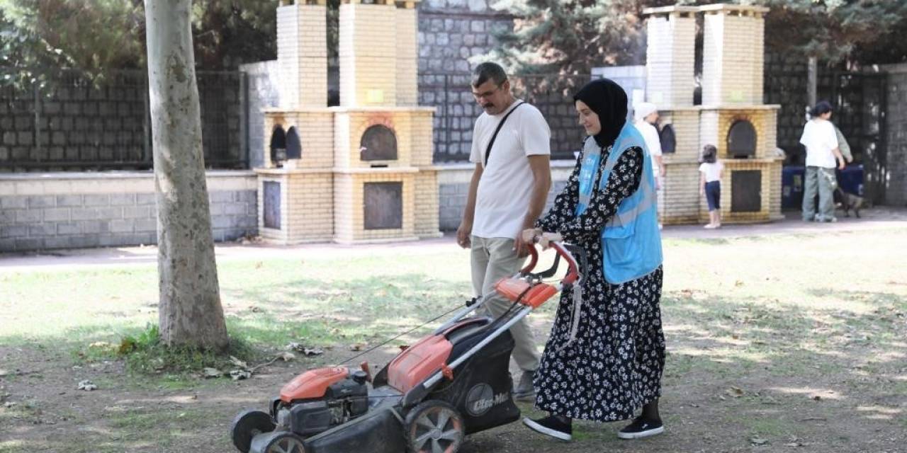 Kağıthane’de Gençler ‘Deneyim Okulu’ İle Hayata Hazırlanıyor