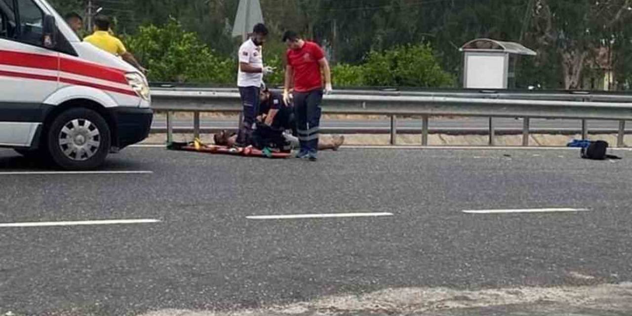 Bariyerlere Çarpan Motosiklet Sürücüsü Öldü