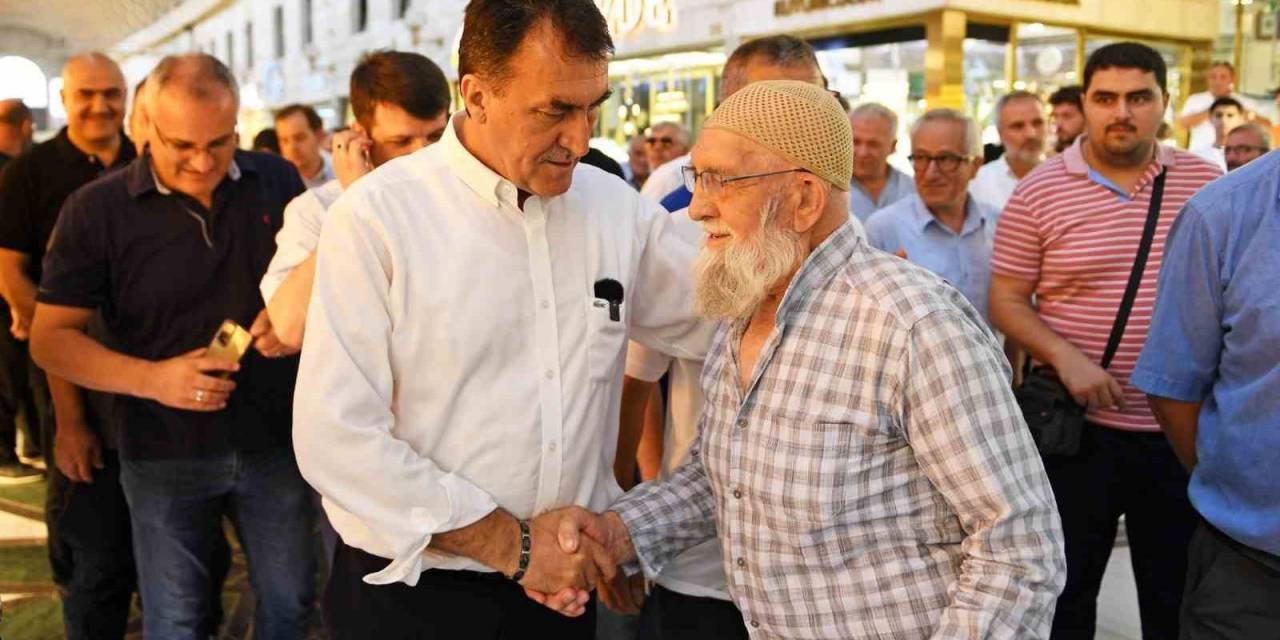 Başkan Dündar, Çarşı Esnafıyla Gönül Gönüle