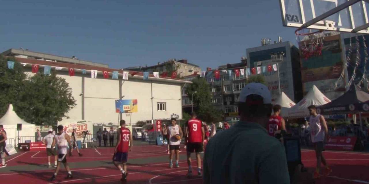 3x3 Sokak Basketbol Turnuvasına Yoğun İlgi
