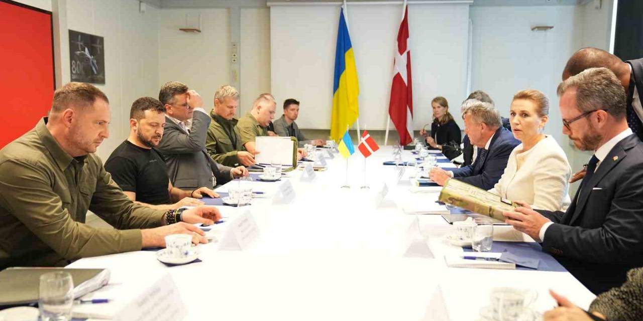 Danimarka’dan Ukrayna’ya 19 Adet F-16 Savaş Uçağı