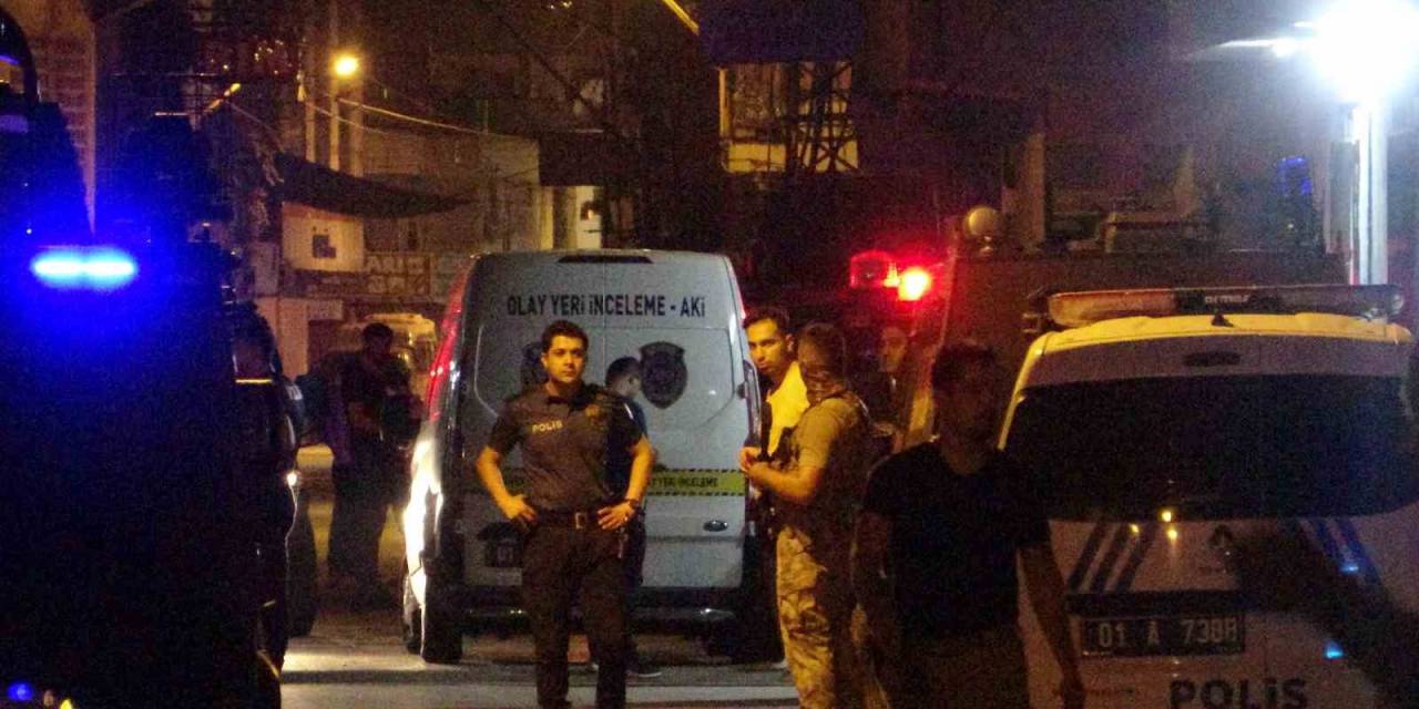 Adana’da Olaya Müdahale Eden Polis Bıçaklandı