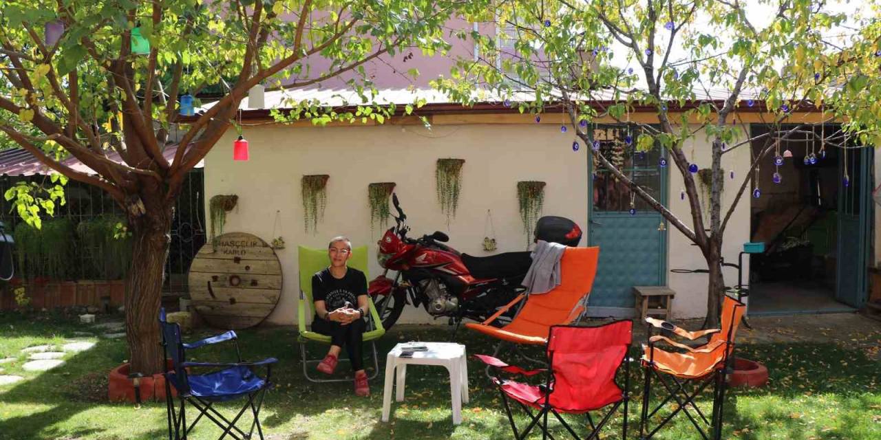 Motosiklet Tutkusuyla Kanseri Yenip Dünya Turuna Çıkmayı Planlıyor