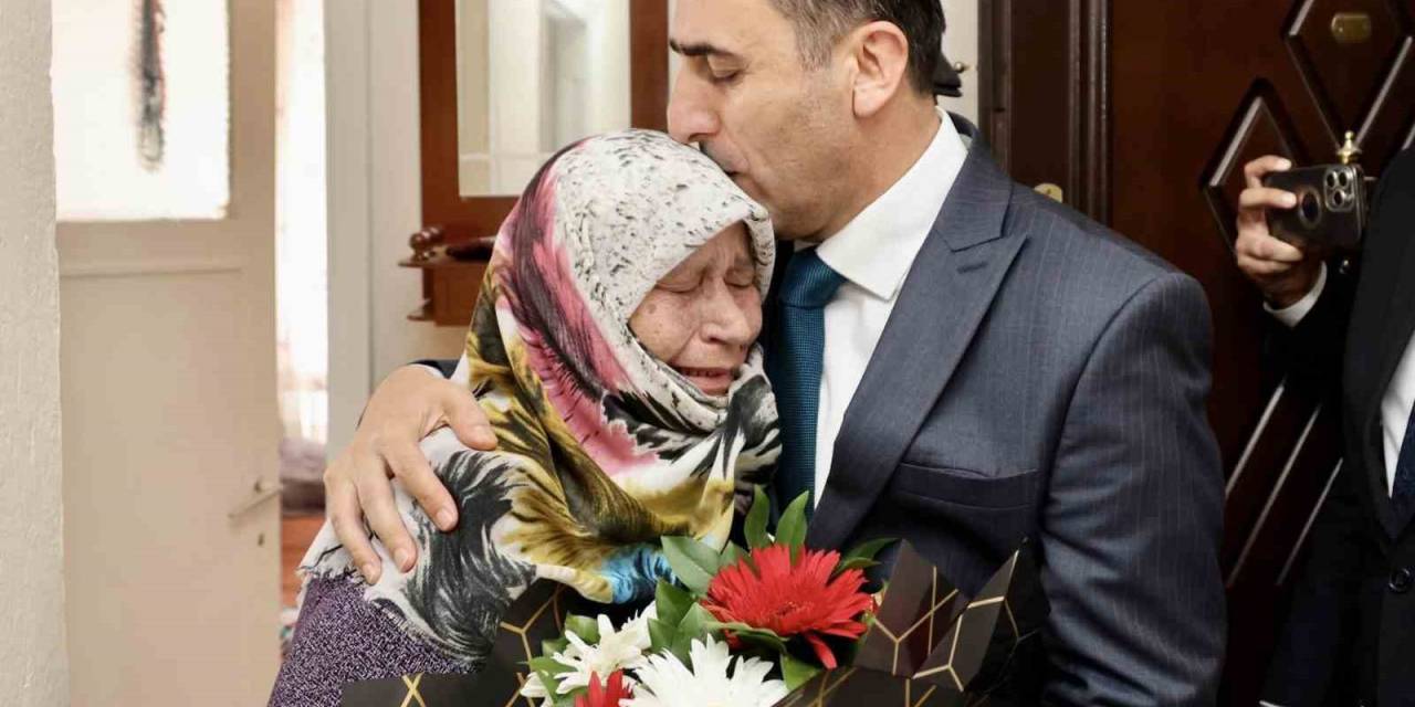 Vali Şefik Aygöl Şehit Ailelerinin Hayır Duasını Aldı